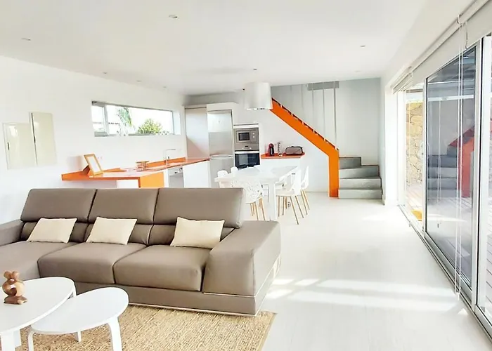 Private With Pool In Βίλα