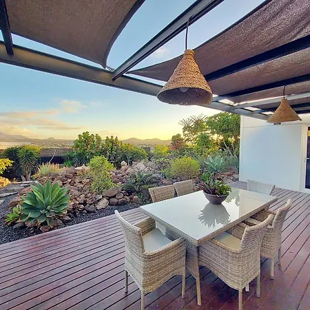 Private With Pool In וילה